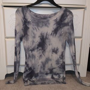 white and gray tye-dye sweater